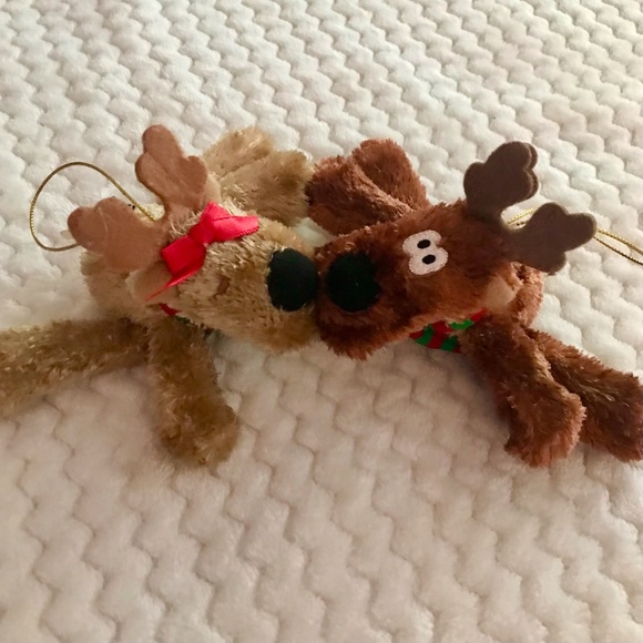 Hallmark Rodney and Rhonda The Reindeer Kissing Christmas Tree Ornaments - Picture 1 of 8